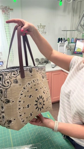 What a good one!!! This tan bandana bag was so inexpensive to make since I used dish drying mats as the liner and stabilizer! The handles are super cute! Check my LinkTree for all the supply links in my Amazon storefront! https://linktr.ee/YBRembroiderystudio #bandanabag #beginnersewing #sewingtutorial #bandanatote #dishmat