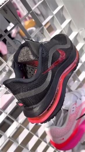 Nike Pegasus Premium “Hot Lava”