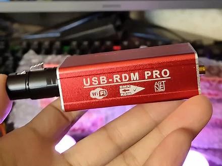 USB-RDM/DMX 可录制任意ArtNet软件效果文件。#舞台灯光