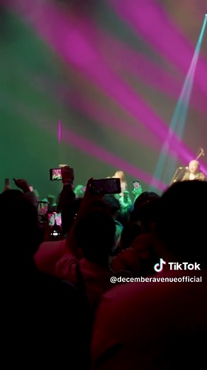 Live Performance of 'Huling Sandali' by December Avenue in Auckland, New Zealand
