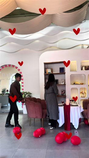 Celebrate Valentine's Day at Aloha Cafe