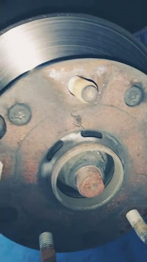 changement les disque arriere ford transit