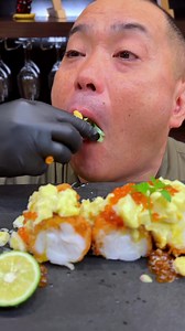 Giant deep fried Japanese lobster🦞 I ate a deep fried Japanese lobster! ▪️Ingredients -Ise lobster -Salmon roe -Flour -Egg -Bread crumbs -Oil -Boiled egg -Wasabi -Mayonnaise -Sudachi citrus #lobster | Chef Hiro