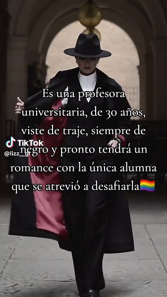Romance Universitario entre Profesora y Alumna en Wattpad