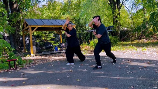 Dragon-Shaking-Scales: Chest-Opening-Closing Motion | Hai Yang