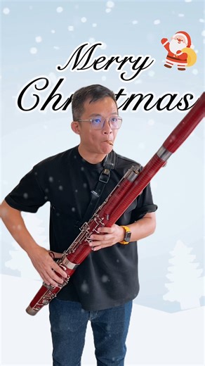 Stay with us for a minute to enjoy an instrumental Christmas Song. Sometimes we fall just short of our goals 😔 Even though we didn’t reach 13K followers in time, Terence Chong, founder of Halla Holla, is still spreading Christmas cheer with a special bassoon performance 🎶🎄. We’ll keep striving, and with your love and support, we’ll reach 13K together soon. 💛 Fresh sourdough sandwiches, made with 52-hour fermentation — only at Halla Holla. 📍 Find us at: Halla Holla Mid Valley Megamall (LGK-0