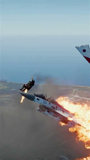 Pilot Ejects Just in Time Before Jet Explodes