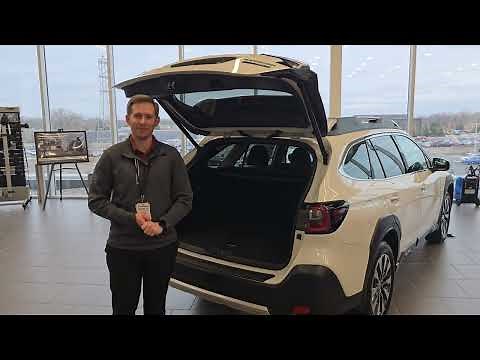 Hidden Cargo Cover Storage in the Subaru Outback!