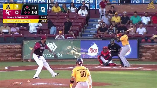 Highlights de Aderlín Rodríguez y las Águilas Cibaeñas