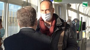 17K views · 354 reactions | Inaugura a Bologna il People Mover, la navetta elettrica su monorotaia che collega la Stazione centrale all'Aeroporto Marconi di Bologna in 7 minuti. Oltre 27 milioni di euro l'investimento regionale. L'assessore Andrea Corsini: "Inaugurare questo servizio in piena emergenza sanitaria è un segnale di grande forza e determinazione che dà impulso alla ripresa economica dell'Emilia-Romagna". Leggi la notizia: https://bit.ly/2HgXpS6 | Regione Emilia-Romagna | Facebook