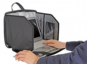 視線ブロック、作業に集中。｢パーソナルスポット｣は仕事場を持ち運べる可変型ノートPCケース