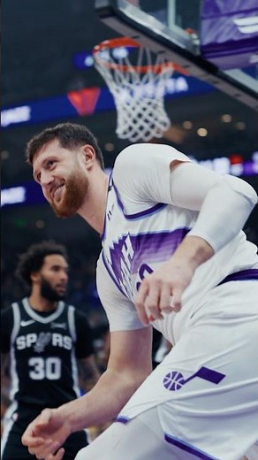 Pistol Pete 🤝 Bosnian Beast #utahjazz #nbahighlights #pistolpete #jusufnurkic #nba