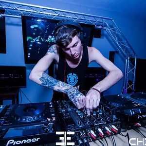 j_white_dnb - Twitch