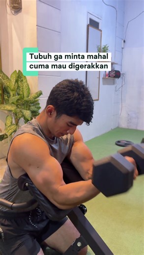 Badan tidak butuh alat mahal. Yang dia butuh cuma satu: GERAK. Hari ini gerak, besok baru terasa hidup.