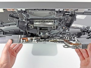 Teardown of Apple's 21.5-inch Thunderbolt iMac finds removable graphics board | AppleInsider