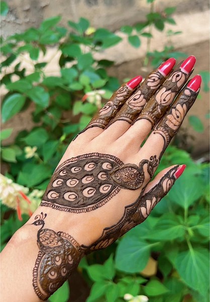 mehendi_ghar (@mehendi_ghar) - Elegant Peacock Mehendi Designs for Every Occasion