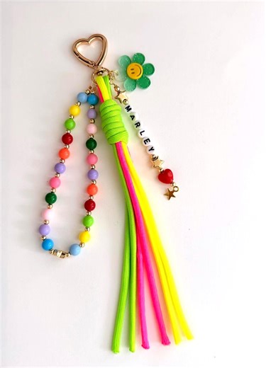 Friendship Keychain. Camp Keychain. Personalized Keychains. Daisy Flower. - Etsy