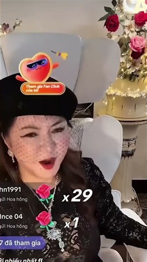 LIVESTREAM TRIỆU VIEW BÀ NGUYỄN PHƯƠNG HẰNG VÌ SAO 4 TRIỆU NGƯỜI NÍN THỞ THEO DÕI