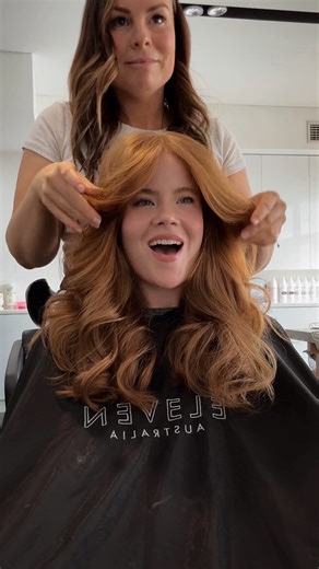 Kiara King on Instagram: "Long face framing textured layers and a bouncy blow out: INCOMING. @harperhairsubiaco (P.S. Thanks for voting on the length in my Stories – I went for exactly the average answer and I love it!) 👩🏻‍🦰🫶🏻"