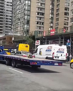 35K views · 271 reactions | When driving gets goofy! Laugh out loud with these 35 hilarious drivers making the roads a funnier place!  | Anton Antipov | Facebook