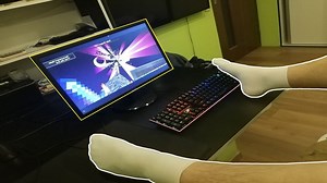 beating minecraft with my FEET (INSANE ENDING)