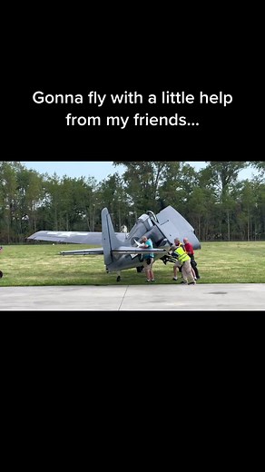 Grumman Wildcat Wings Unfold Process Explained