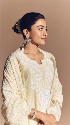 ಇಂದ ಇಂದ ಬರಬ್ಯಾಡ | Janapada Song | #janapada #folkjanapada #youtubeshorts #love #rasmikamandanastatus