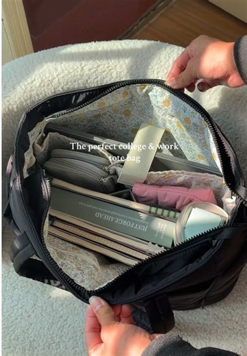 The Perfect Tote Bag for College and Work