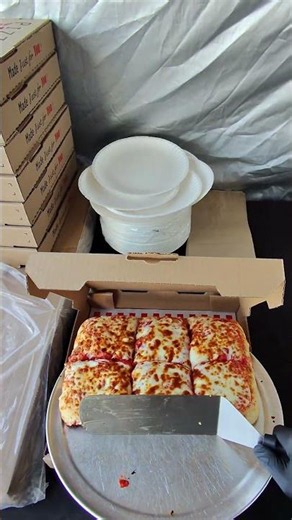 I WANTED TO KEEP THIS ONE FOR MYSELF! 🍕#food #pizzalover #pizza