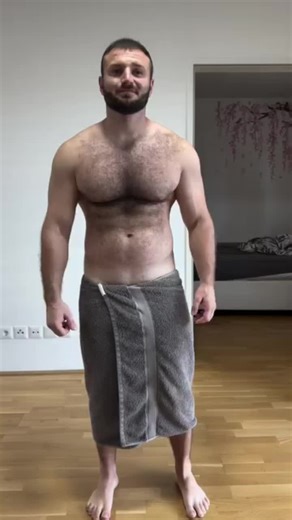 Exploring the Charisma of Austrian Hunk @foxathlete_