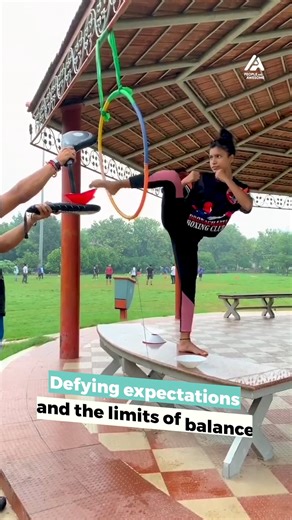 That's one performance that literally packs a punch #Boxing #Balance #Performance #Power #Grit | People Are Awesome