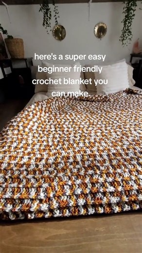 I've just finished my new crochet humbug blanket! it's the perfect pattern if you want a quick project or if you're a beginner who wants to make their first large blanket. it's a super simple pattern, is lovely and cosy and heavy, and is in this absolutely gorgeous colour that looks just like mint humbugs. it's also mega heavy! so if you want to crochet a weighted blanket, or get started on a winter blanket, this is your sign. #crochet #crochetblanket #weightedblanket #crochetpattern #easycroche