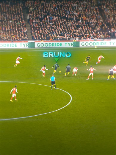 Cunha's Stunning Goal Against Arsenal