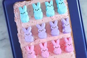51K views · 140 reactions | Everybunny will  this PEEPS Strawberry Spring Sheet Cake from Christina Tosi! Try it today: bit.ly/PEEPS_SheetCake | PEEPS | Facebook