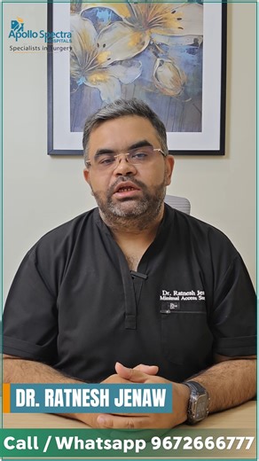 Appendicitis can start with mild stomach pain but quickly turn into a medical emergency if ignored. 🚨 Common symptoms include right-side abdominal pain, fever, nausea, vomiting, and loss of appetite. Early diagnosis helps avoid complications and ensures faster recovery. 👨‍⚕️ Consult Dr. Ratnesh Jenaw — MBBS, MS, FMAS 14 years of expertise in General, Laparoscopic & Minimal Access Surgery. 📍 Practicing in Jaipur 🏥 Apollo Spectra: Mon–Sat | 10:30 AM – 2:00 PM 🏥 Clinic: सोमवार – शनिवार | 3 PM