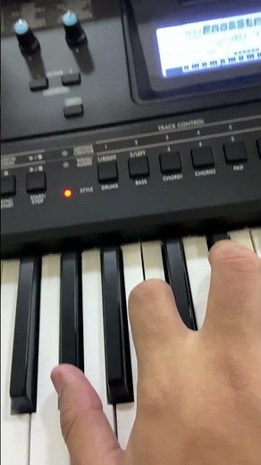 Piano + Cordas (Slow Strings) no Yamaha PSR-E473 - Bonito timbre em DUAL #yamaha #teclado #gospel