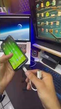 📱💥Broken screen? Turn your cell phone into a PC and increase your productivity! ✨🔧 #Technology #T...