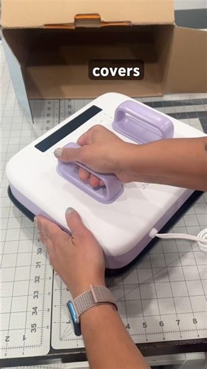 Loooove this heat press for fusing interfacing to fabric! ‪@HTVRONTOfficial‬ #htvronth10 #heatpress