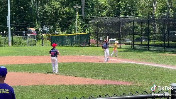 Mastering First Base in Baseball: Tips and Tricks