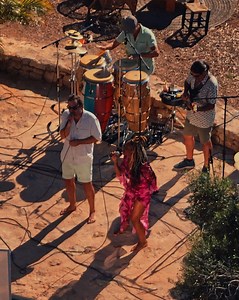 Ben Westbeech Live Sessions has arrived. This time we’re in Ibiza with the incomparable Ben Westbeech, joined by RAHH, Obi Franky & a full live band for a stripped-back, soulful performance that hits deep. Ben brings every side of his artistry to this special session, which drops in celebration of his Glitterbox album out today. Watch: https://youtu.be/NAfM18uzN58 📺 | Defected Records