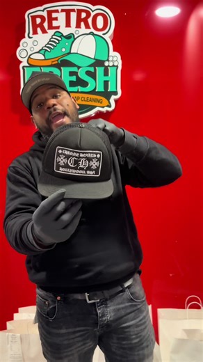 Acabamos de darle una segunda oportunidad a esta gorra, otro cliente que estará Féliz, recuerda que somos los mágicos tu mejor opción al momento del cuidado de tu gorra o calzado 👟. #sole #shoes #shoesclean #nyc #clean