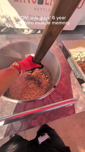 Delicious Popcorn Batches from Lincoln Land Kettle Corn