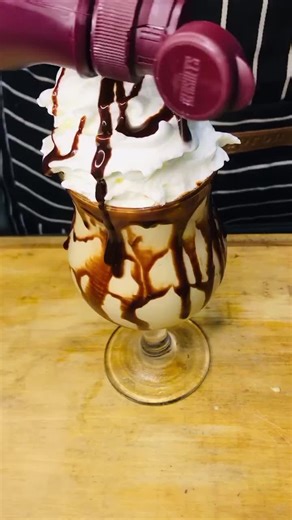 Simple Milkshake Recipe with Three Ingredients