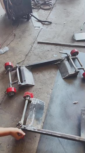 Assembling a Metal Trolley Step-by-Step Guide