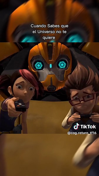 Pobre Bee y su T-cog en Transformers Prime