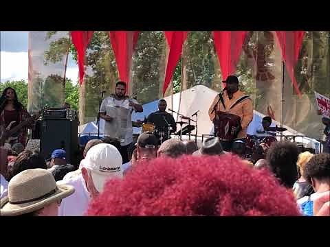 Breaux Bridge Crawfish Festival 2019: Keith Frank & the Soileau Zydeco Band 2