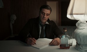 Oscar Isaac Smolders in the Pensive Romantic Thriller The Card Counter