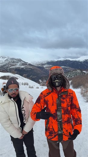 Vidéos de Pas Ouehda (@tk.13002) avec Monoï Paillettes - Tk