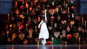 With Christmas just around the corner, preparations for the return of The Royal Ballet's The Nutcracker are well underway! Here's a glimpse behind the scenes http://www.roh.org.uk/nutcracker #ballet #dance #christmas | Royal Ballet And Opera