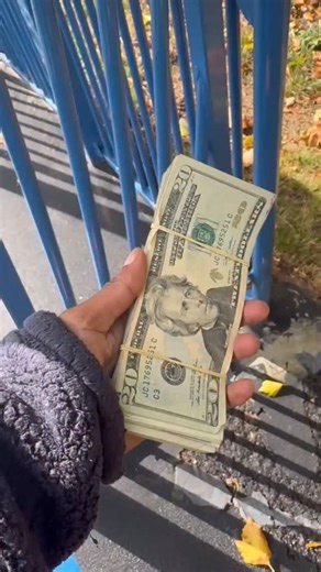 Close close race!!! Where should I hide the next one? #race #winner | Find the Cash Washington
